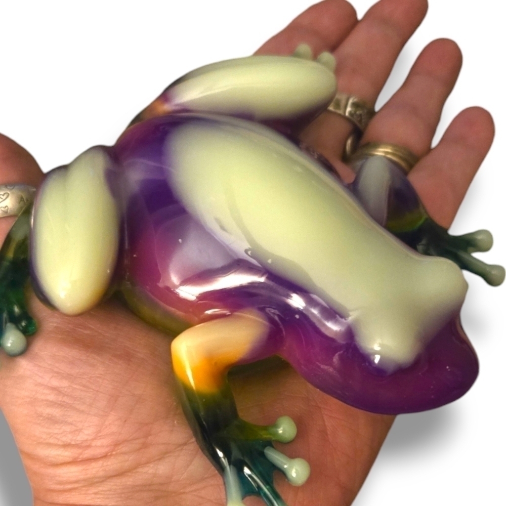 Lucky Tree Frog Hand Crafted - Picture 9 of 13
